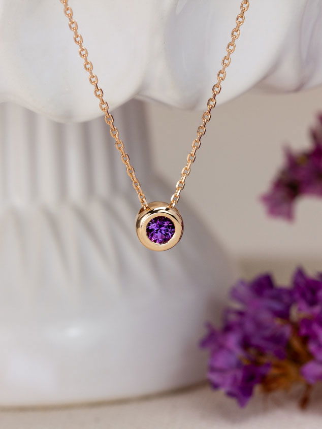 Bijou en améthyste