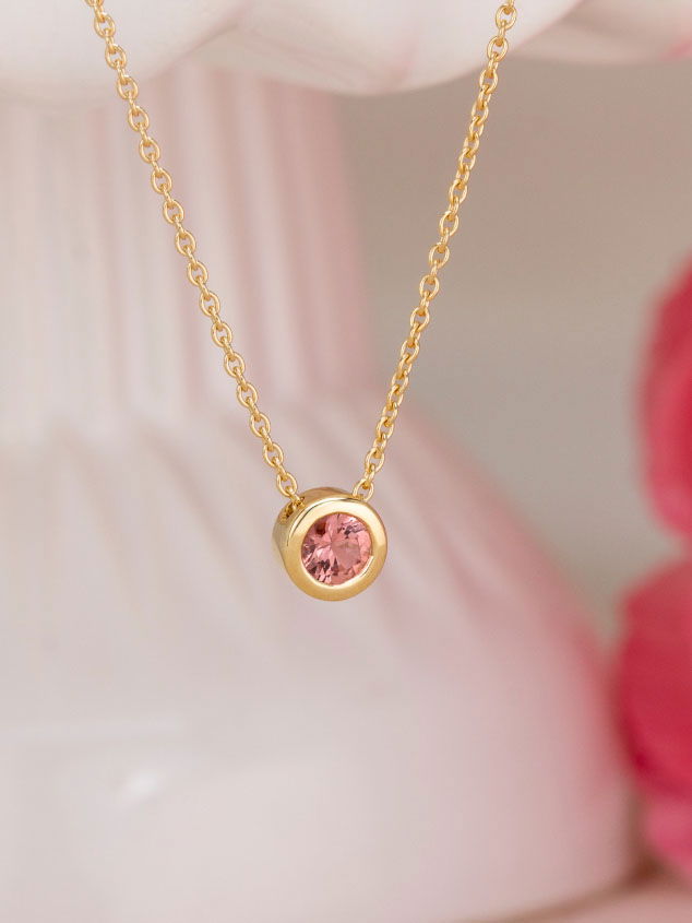 Collier saphir pivoine