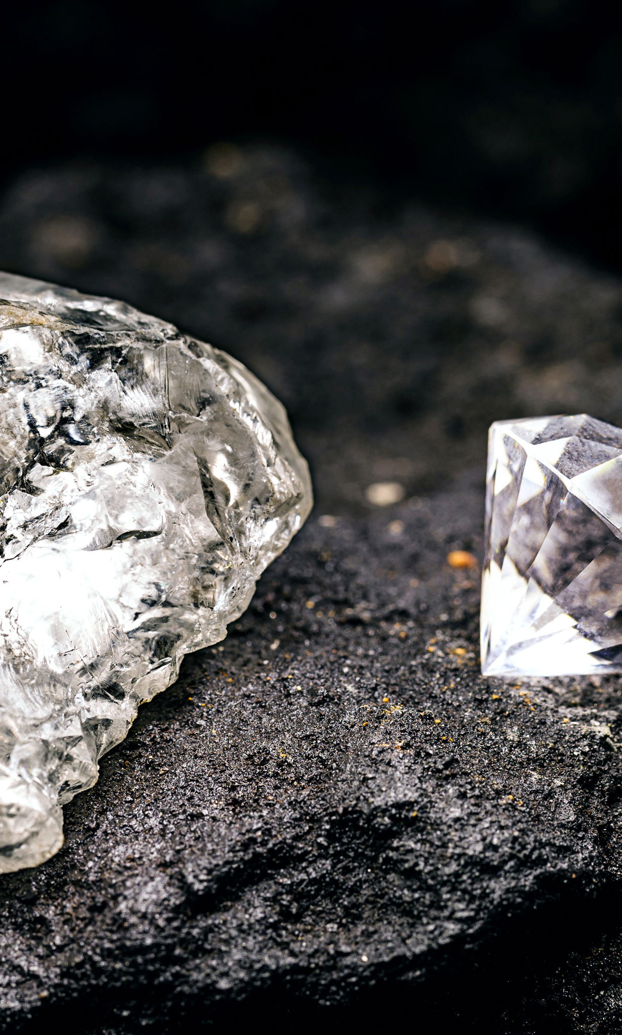 Que choisir : diamant naturel ou diamant de synthèse ?